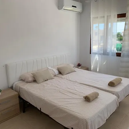 ベッド・アンド・ブレックファスト Casa Pinos Playa
