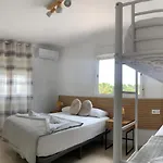 Alojamento de Acomodação e Pequeno-almoço Casa Pinos Playa 3*