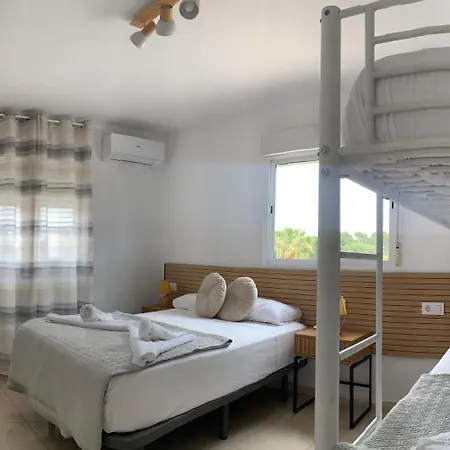 Bed & Breakfast Casa Pinos Playa 3*