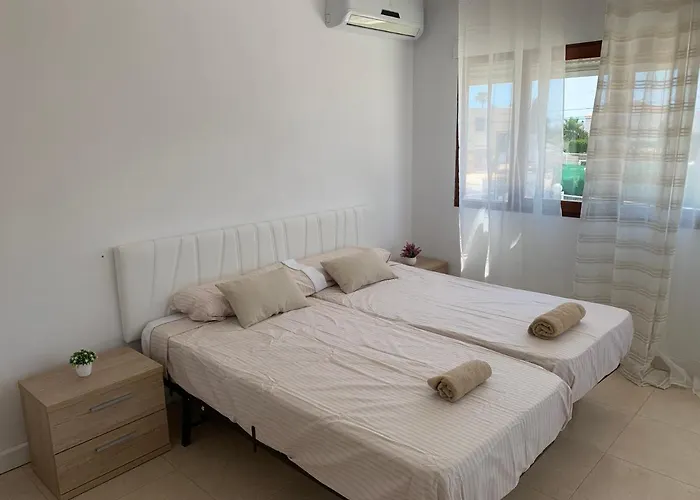 Alojamento de Acomodação e Pequeno-almoço Casa Pinos Playa