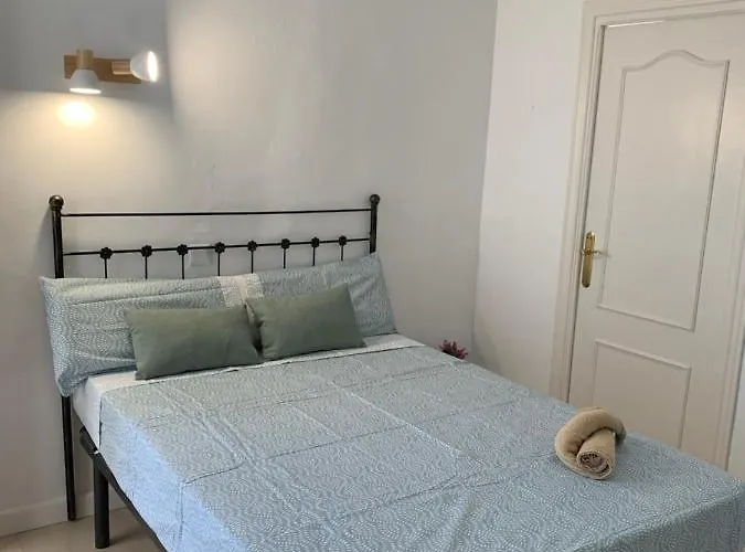 Casa Pinos Playa Bed & Breakfast 3*