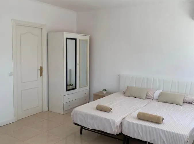 Bed & Breakfast Casa Pinos Playa 3*