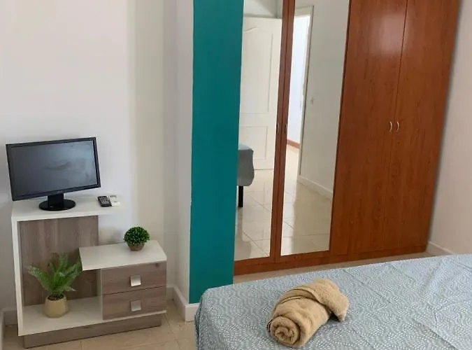 Casa Pinos Playa Bed & Breakfast 3*